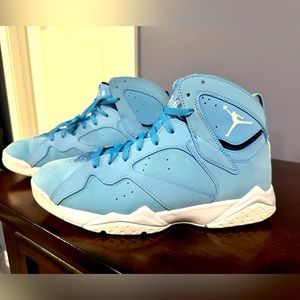 Jordan 7 Retro Pantone 2017. Size 10M